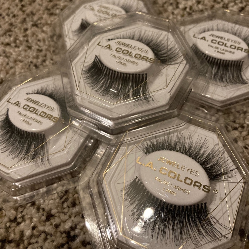 LA colors lashes 5 for $12
